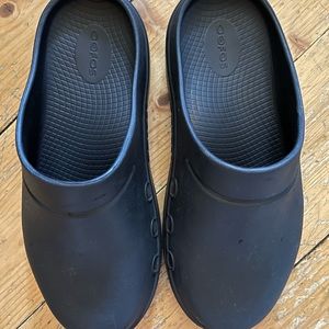 OOFOS Womens OOCLOOG Clog Slip On Shoe 9
